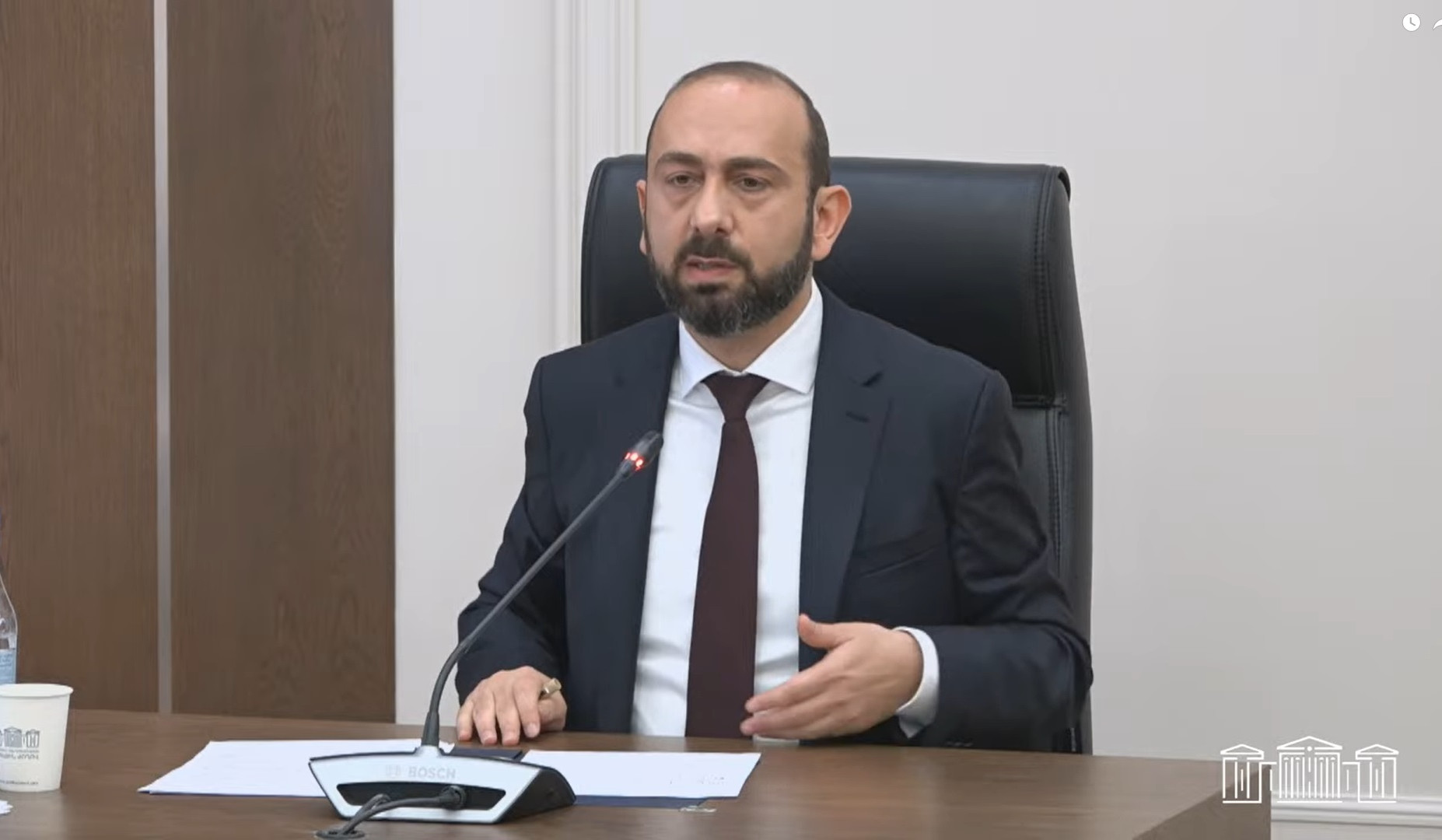 Սա ակնհայտորեն հակասում է ԵԱՏՄ կարգավորումներին. ԱԳ նախարարը՝ ՌԴ-ում 90 օրից ոչ ավելի մնալու որոշման մասին