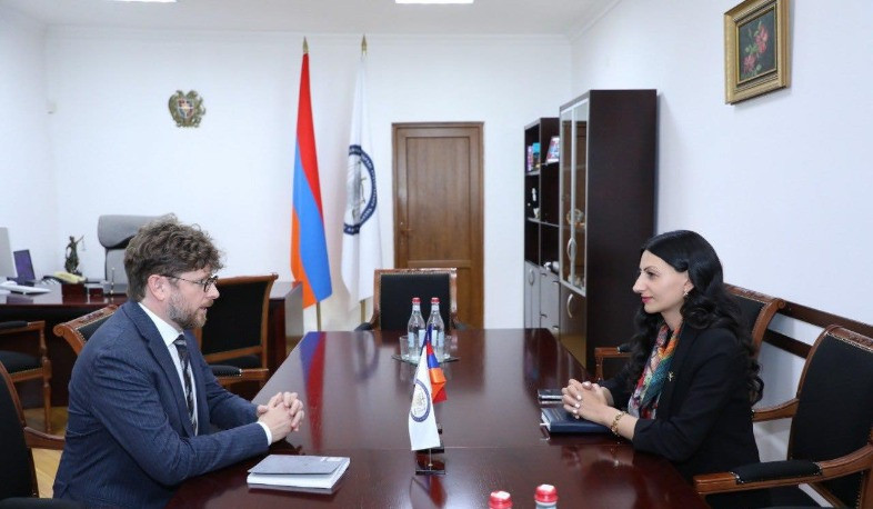 Իրավունքների երաշխավորումը ժողովրդավարական կյանքի պայման է. ՄԻՊ-ն ընդունել է Ֆրանսիայի դեսպանին