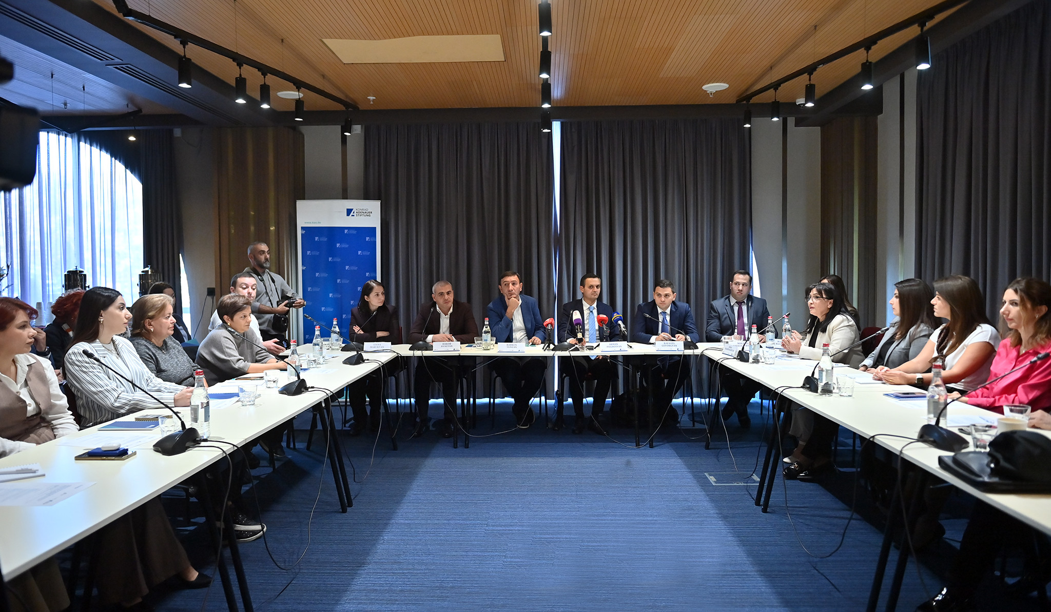 Ֆիզիկական անձանց եկամուտների համընդհանուր հայտարարագրման գործընթացը ներկա փուլում և ակնկալվող փոփոխությունները․ պանելային քննարկում