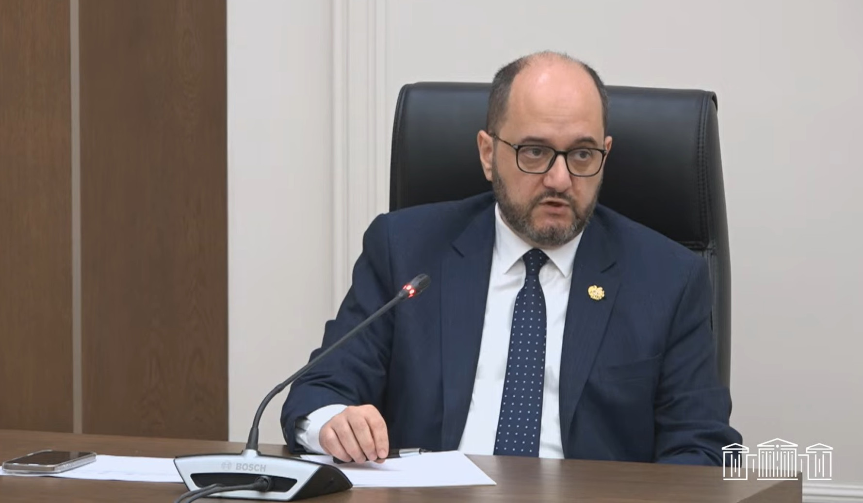 Դատապարտում եմ հրապարակումը և տարածումը. Արայիկ Հարությունյանը՝ Արշակ արքեպիսկոպոս Խաչատրյանին առնչվող տեսանյութի մասին