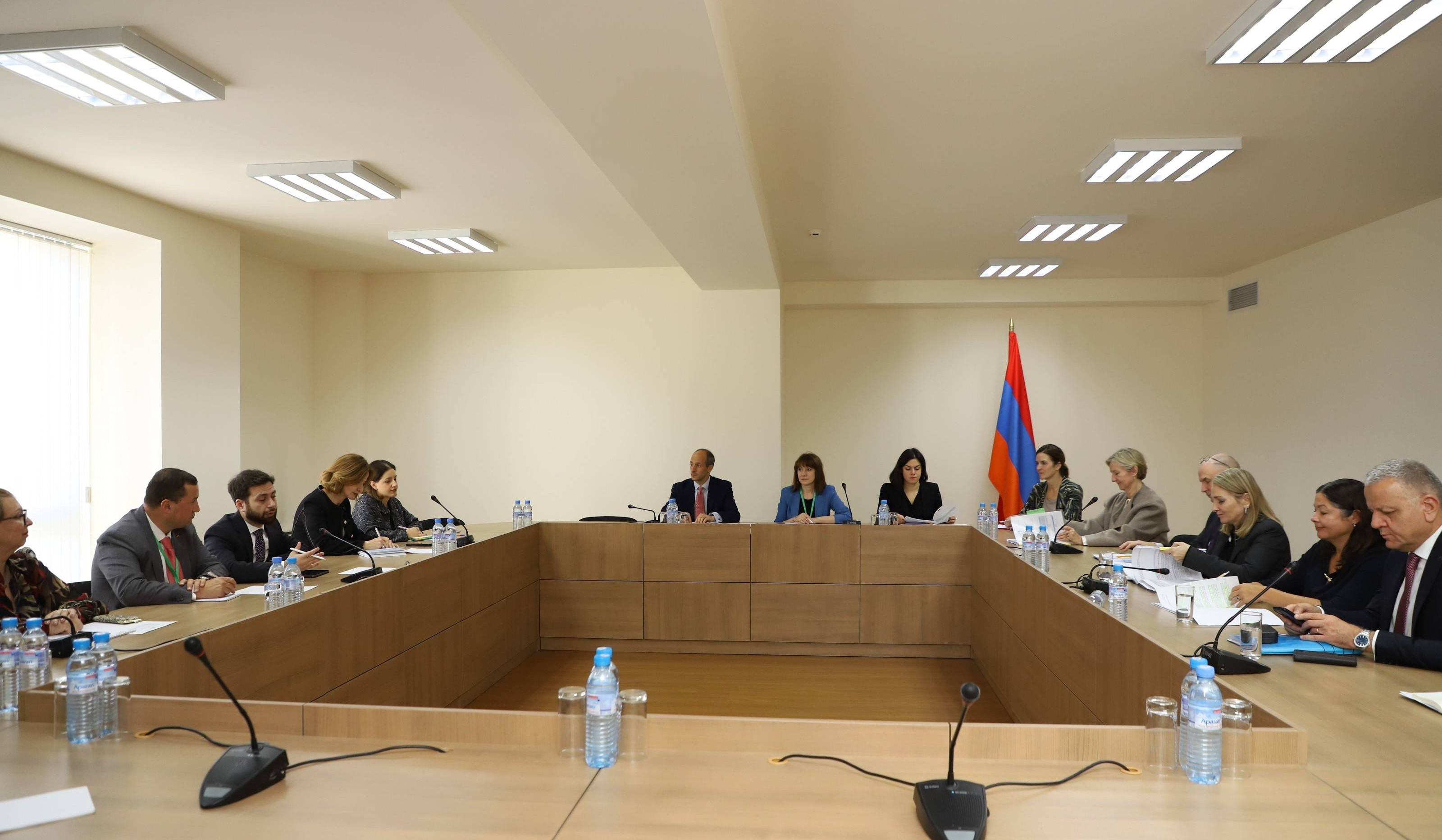 Ermənistan və Avropa İttifaqı arasında ikitərəfli gündəm müzakirə olunub