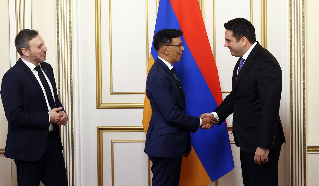Alen Simonyan Avropa Parlamentinin vitse-prezidenti və Avronest Parlament Assambleyasının həmsədri ilə görüşüb