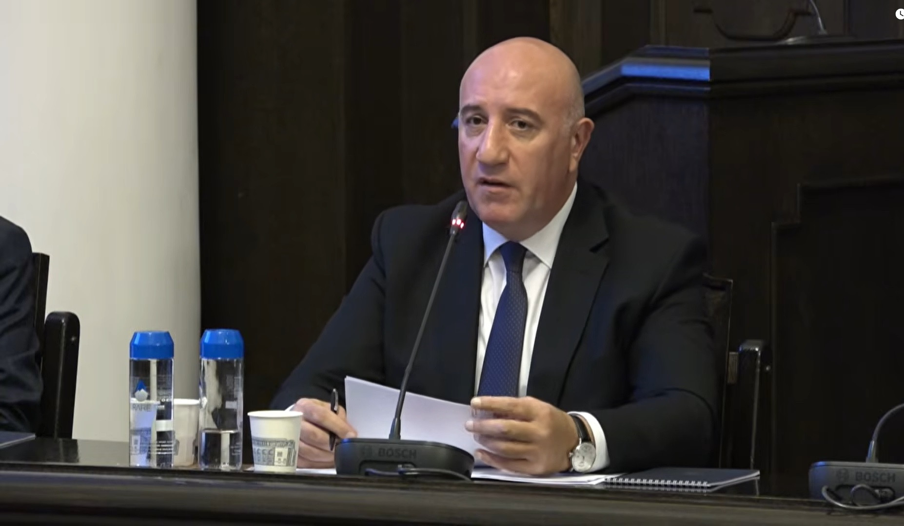 Կառավարությունն ընդունեց պարտադիր զինծառայությունը 18 ամիս դարձնելու որոշումը