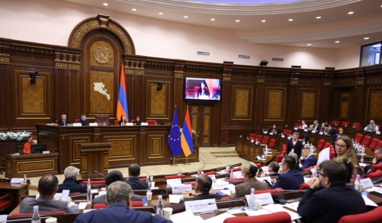 Avronest Parlament Assambleyasının 12-ci plenar iclasının işi başa çatdı