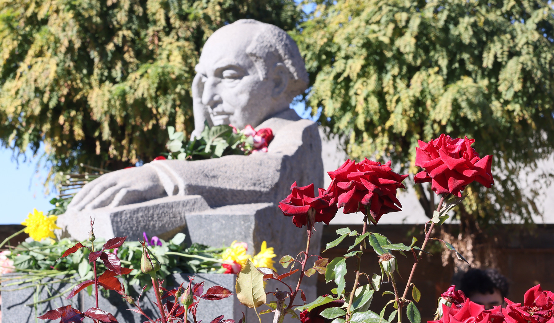 Իսահակյանի ծննդյան 150-ամյակը խորհրդանշական հնարավորություն է՝ վերաիմաստավորելու դասական գրական ժառանգությունը. Ալֆրեդ Քոչարյան