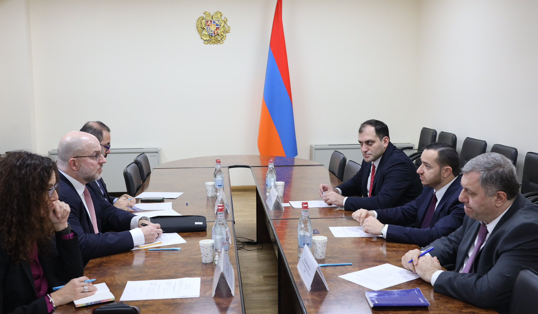 Nazir və AWS nümayəndələri innovativ layihələrin həyata keçirilməsini müzakirə etdilər