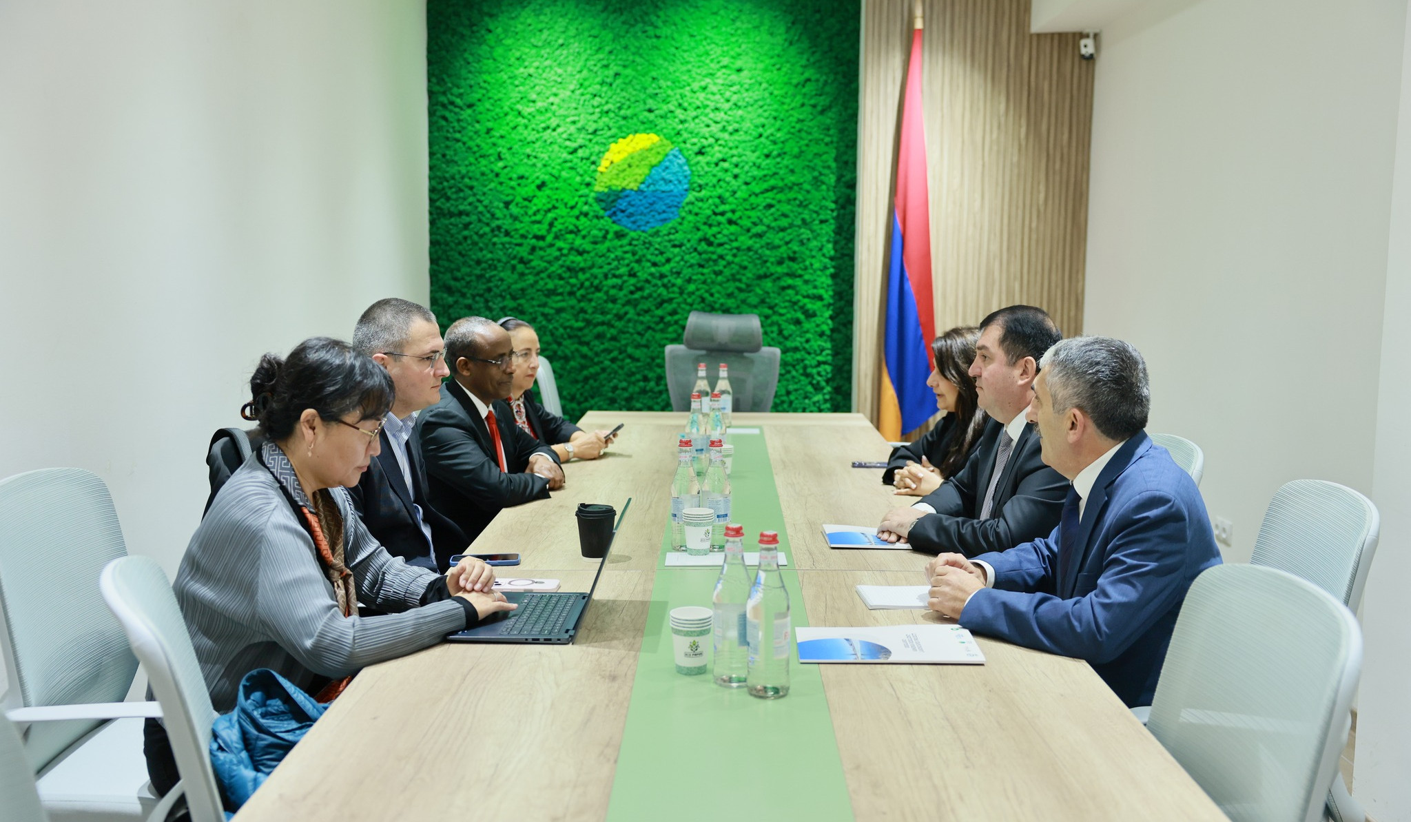 ՇՄ փոխնախարարը ՀԲ-ի և SIDA-ի պատվիրակության հետ քննարկել է «Հայաստանի դիմակայուն լանդշաֆտներ» ծրագրի ընթացքը