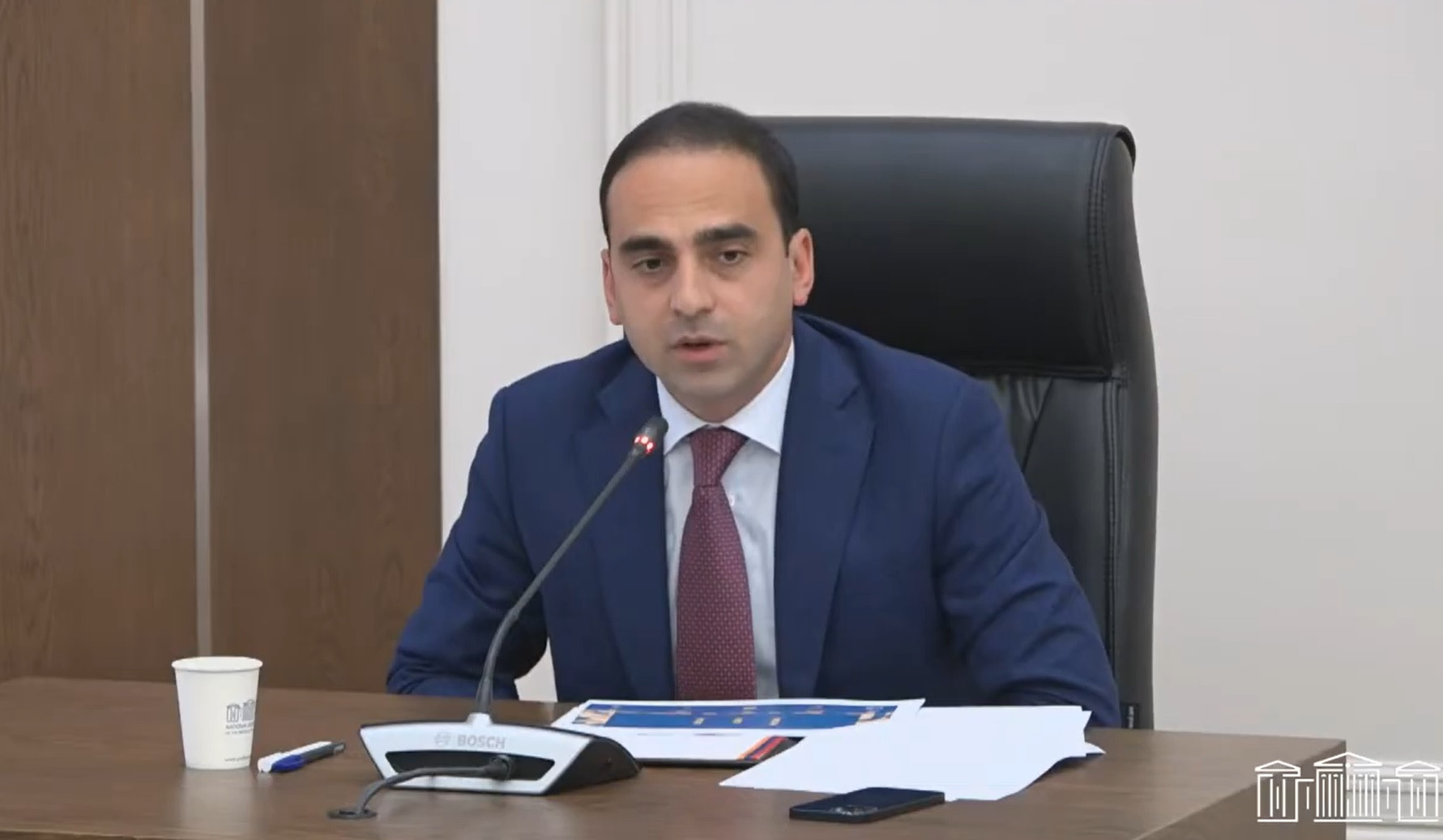 Երևանում վերջին 1 տարում 11 հազար նոր ավտոմեքենա է գրանցվել. Ավինյանը՝ խցանումների պատճառների և լուծումների մասին