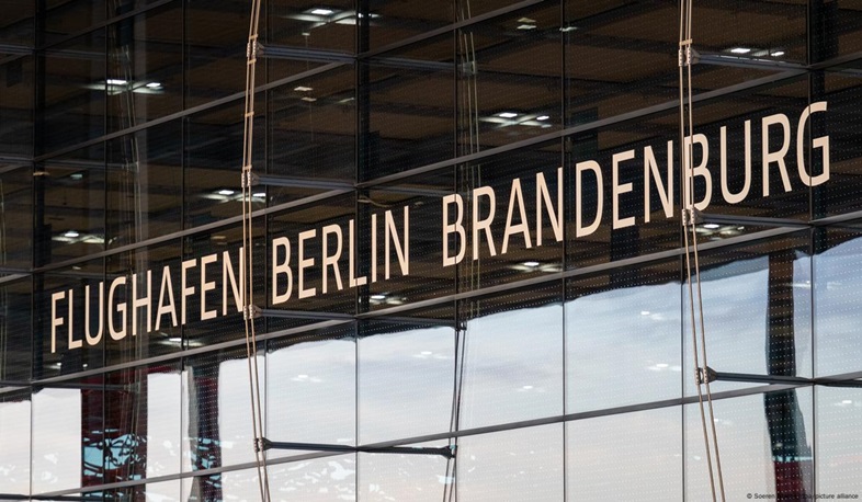 Բեռլինի օդանավակայանը դադարեցրել է գործունեությունը անօդաչու թռչող սարքի պատճառով Բեռլինի օդանավակայանը դադարեցրել է գործունեությունը անօդաչու թռչող սարքի պատճառով