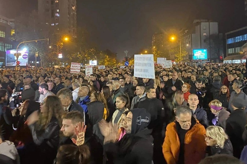 Սերբիան Նովի Սադի ողբերգության տարելիցը նշում է բողոքի զանգվածային  ցույցերով