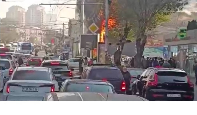 Խոշոր հրդեհ Կոմիտասի պողոտայի սննդի կետերից մեկում. դեպքի վայր է մեկնել չորս մարտական հաշվարկ