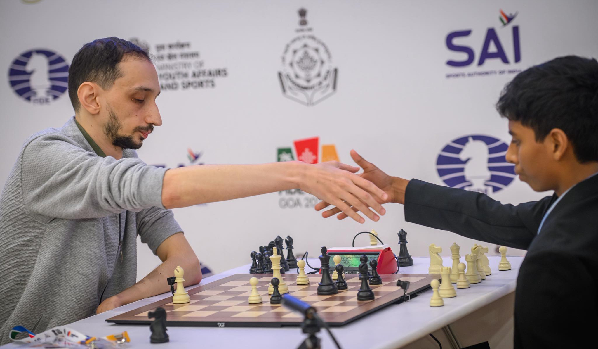 Գրոսմայստեր Ռոբերտ Հովհաննիսյանը դուրս է եկել ՖԻԴԵ-ի շախմատի աշխարհի գավաթի երրորդ փուլ