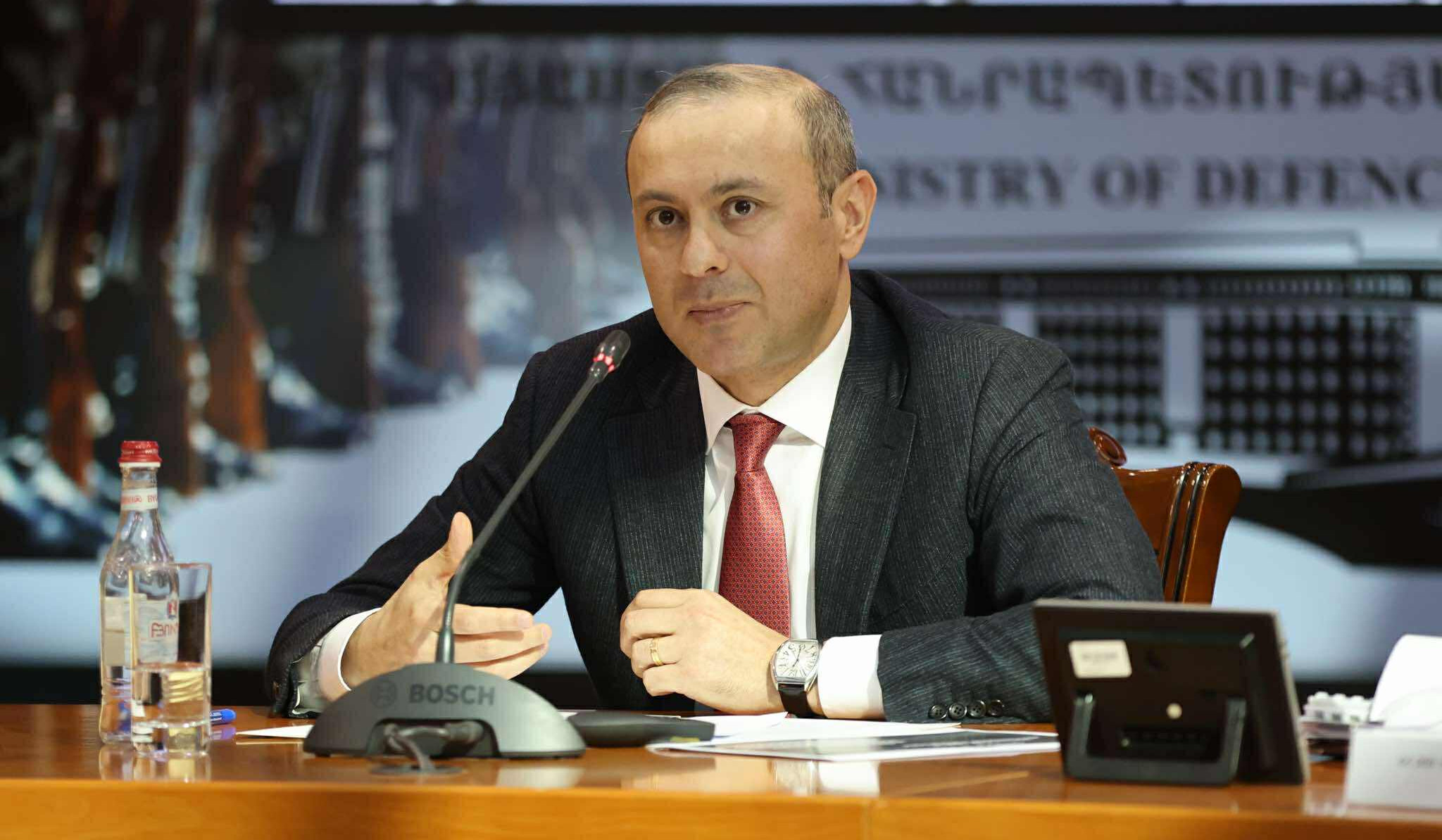 Секретарь Совета безопасности представил видение всеобъемлющей системы обороны и безопасности Республики Армения