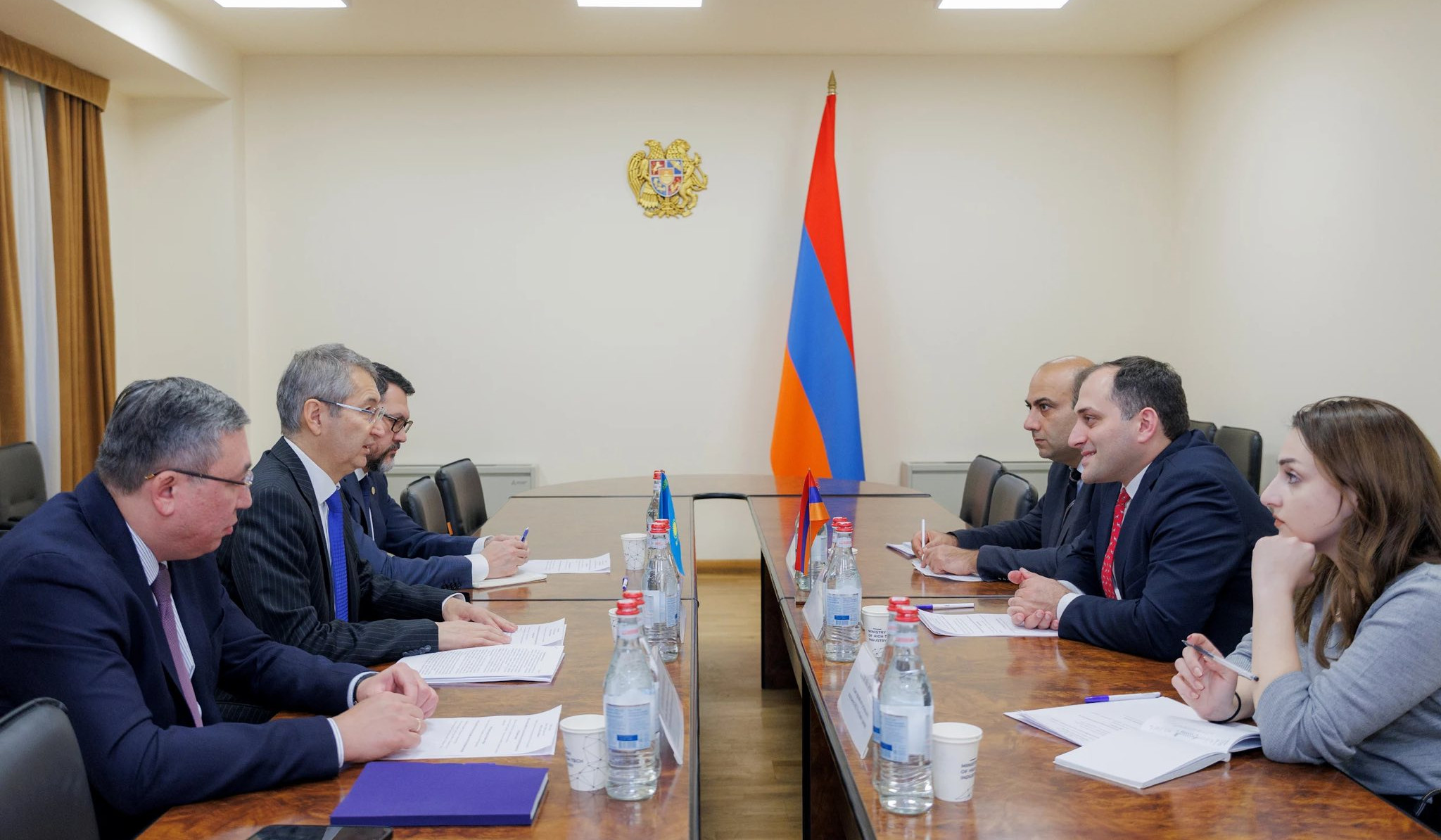 Քննարկվել են ՀՀ-ի և Ղազախստանի միջև համագործակցության հնարավորությունները արդյունաբերության և բարձր տեխնոլոգիաների ոլորտներում