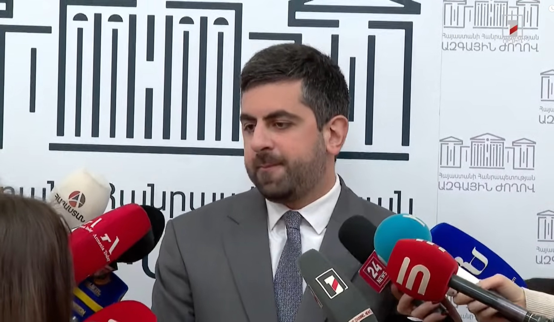 Bu mərhələdə mübadilədən söhbət gedə bilməz, çünki ilk növbədə anklavlar delimitasiya edilməlidir: Xandanyan