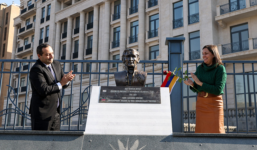 Bust of Uruguay’s national hero Jose Gervasio Artigas installed at Uruguay Square of Yerevan