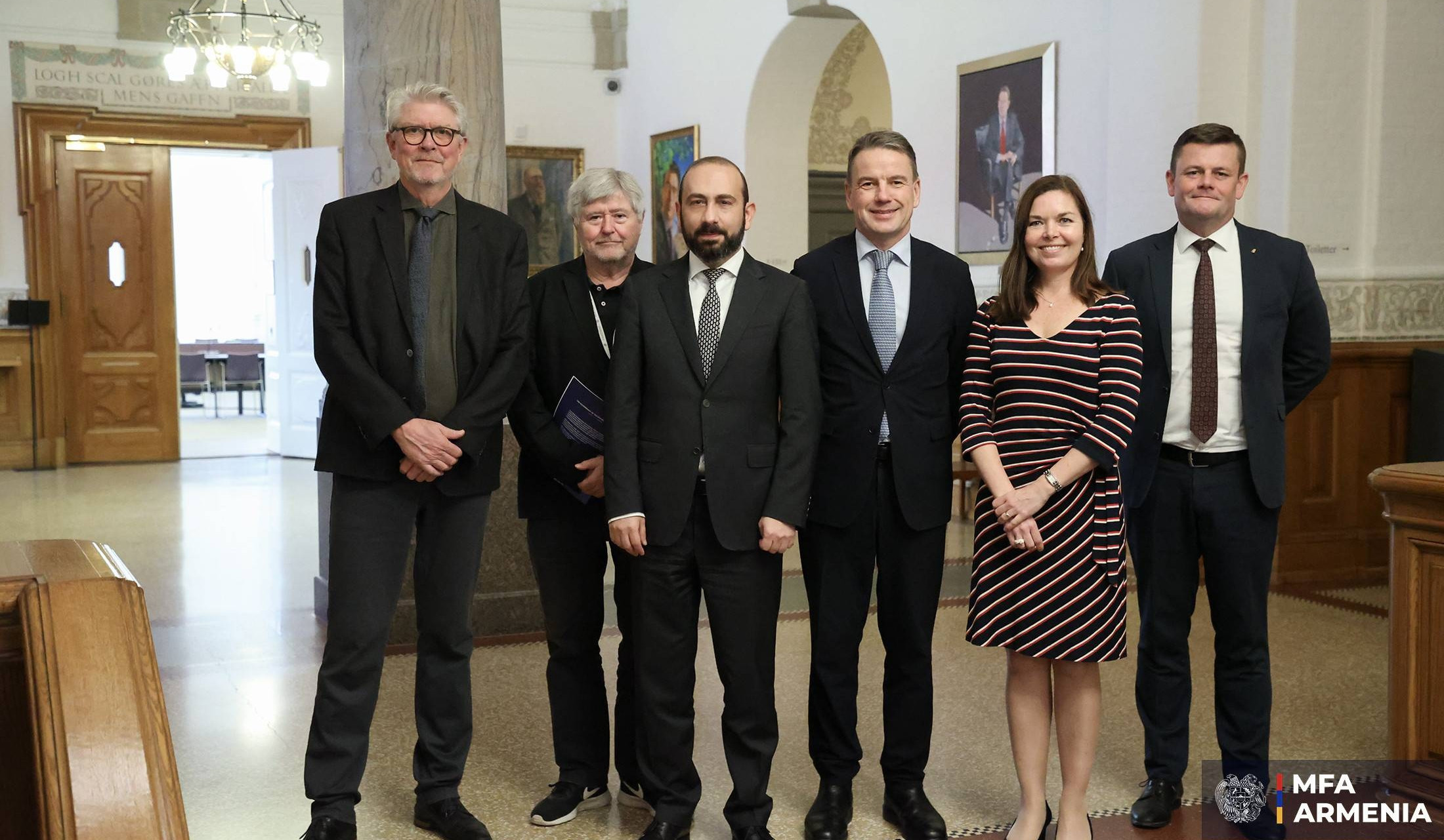 Ararat Mirzoyan, Danish Parliament members discuss development of bilateral relations between Armenia and Denmark