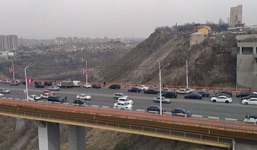 Երթևեկության սահմանափակում՝ Դավթաշենի կամրջի երթևեկելի երկու ուղղության 3-րդ գոտիներում