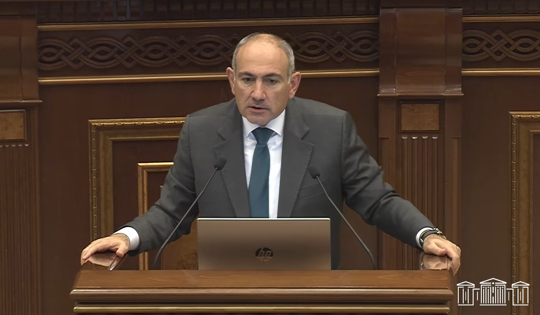 Զենք ենք առել. Փաշինյանը՝ արտաքին պարտքը 8 միլիարդով ավելանալու մասին