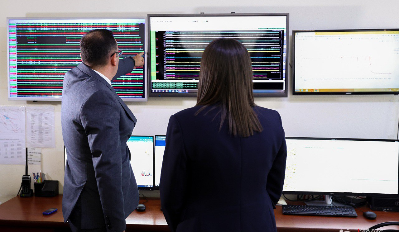 Քննարկվել են Ազգային դիտացանցի արդիականացման, սեյսմիկ ռիսկի նվազեցման թրեյնինգային ծրագրի վերաբերյալ հարցեր