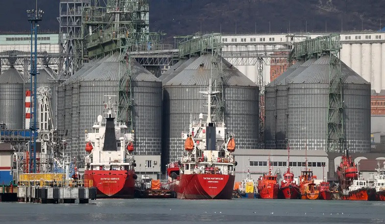 БПЛА повредили нефтебазу в Новороссийске