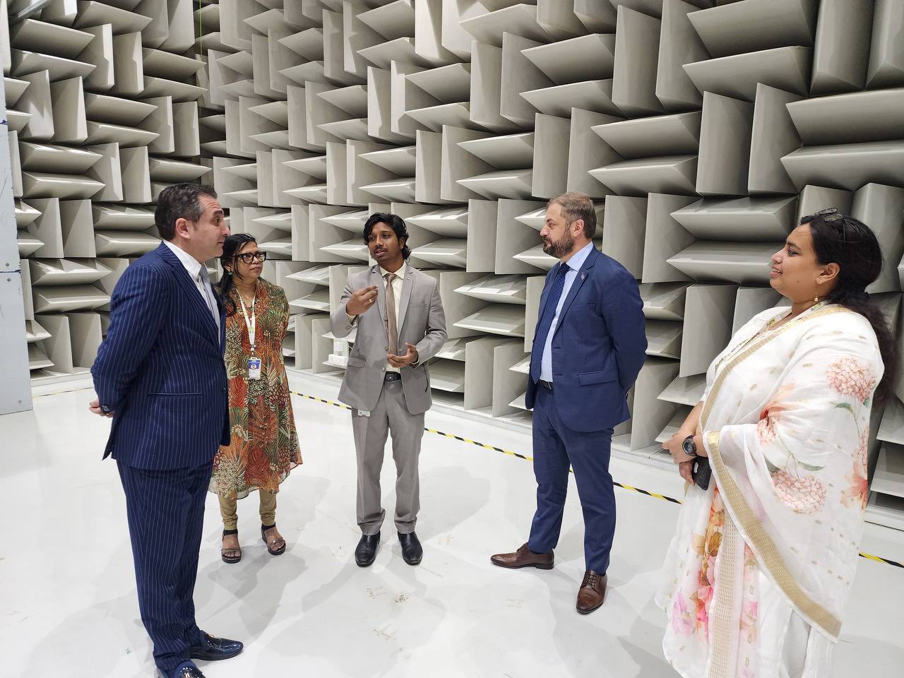 Պապոյանը հնդկական ընկերությանն առաջարկել է դիտարկել ՀՀ-ում նախատեսվող արդյունաբերական գոտիներում ներդրումների հնարավորությունները