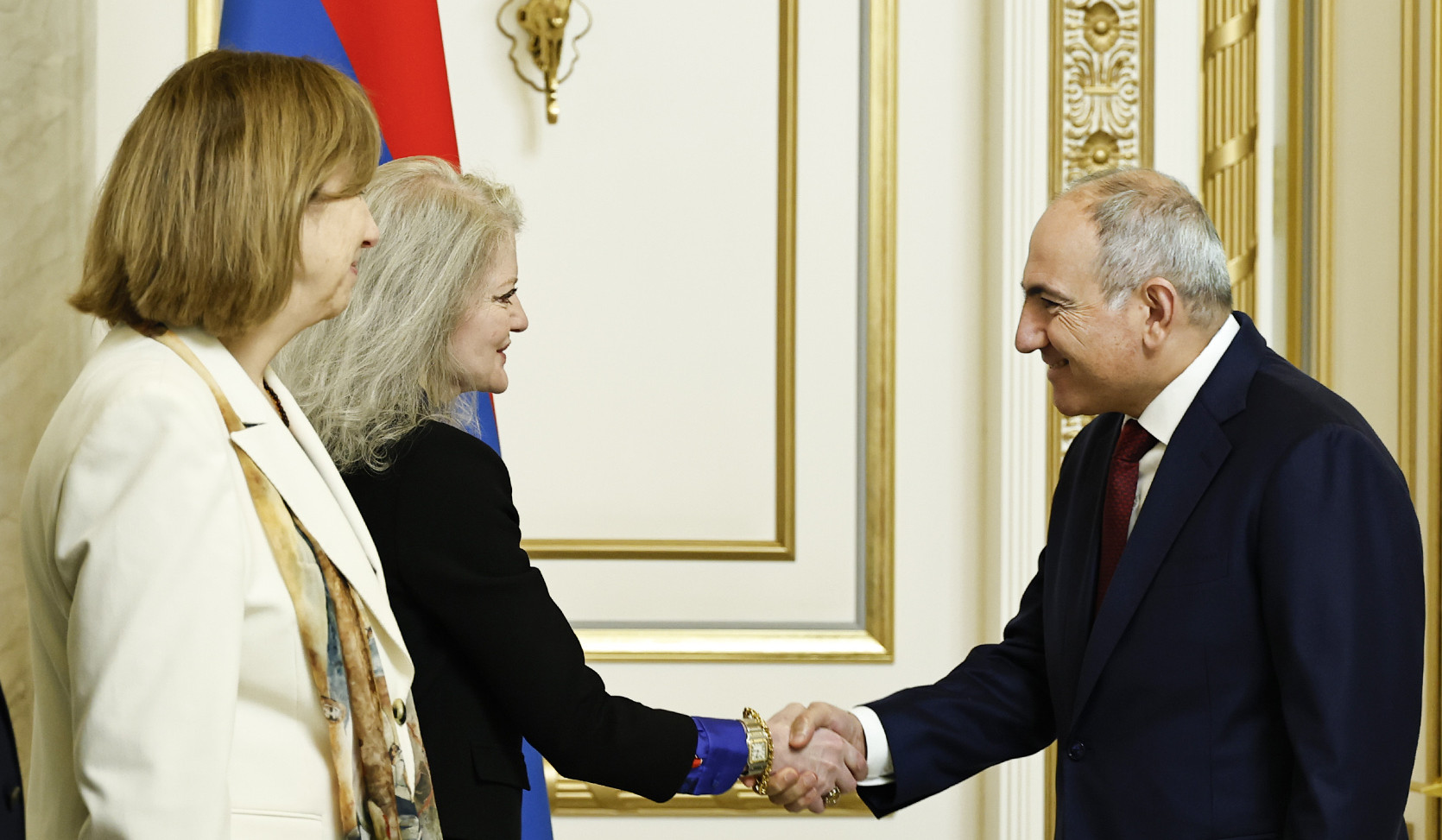 Baş nazir Nikol Paşinyan ABŞ dövlət katibinin müavinini qəbul edib