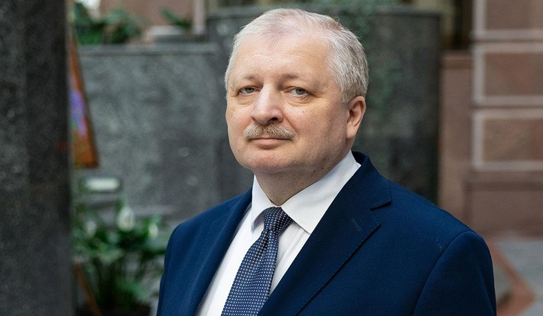 Американская сторона демонстрирует полную непреклонность в вопросах, критически важных для нормализации отношений с Москвой: Дарчиев