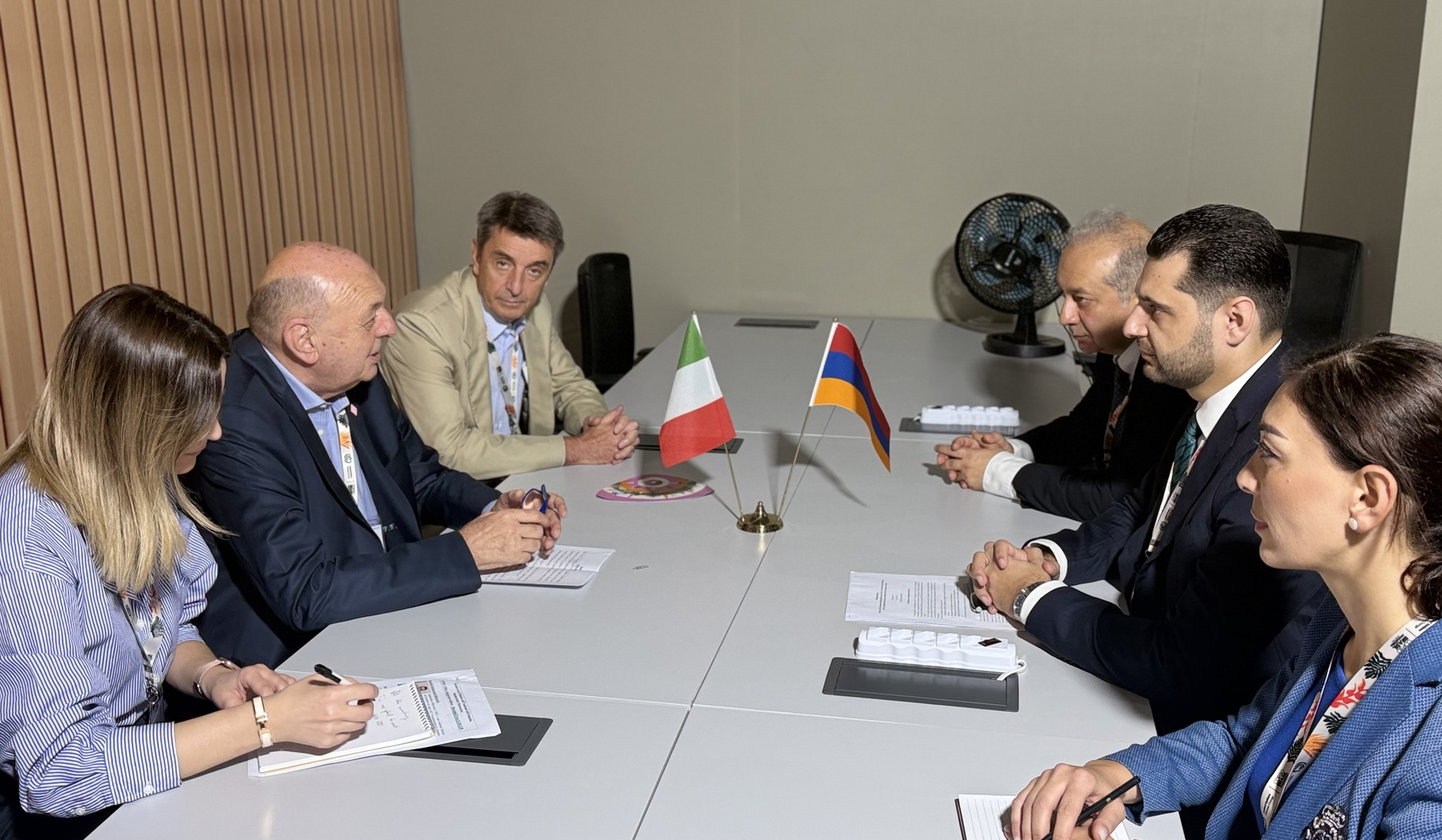 ՇՄ նախարարը Իտալիայի իր գործընկերոջ հետ քննարկել է շրջակա միջավայրի ոլորտում համագործակցությունը