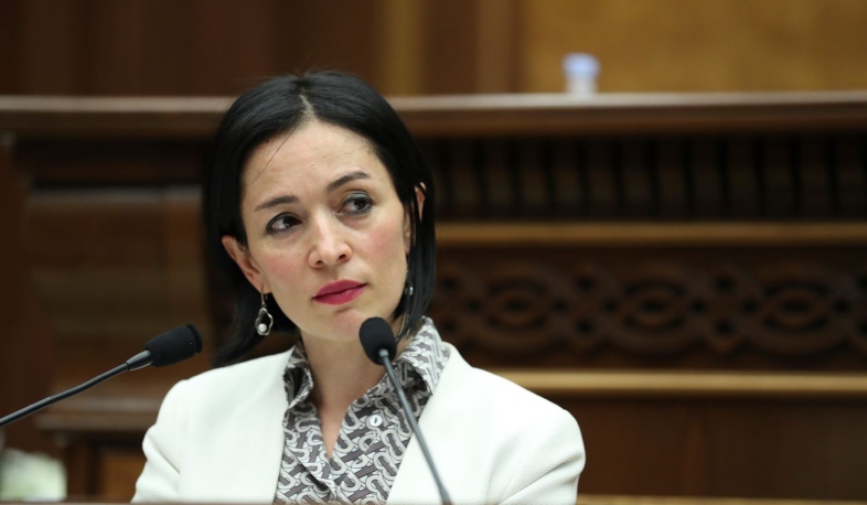 Մենք վախենում ենք գիտելիքից․ Ժաննա Անդրեասյան