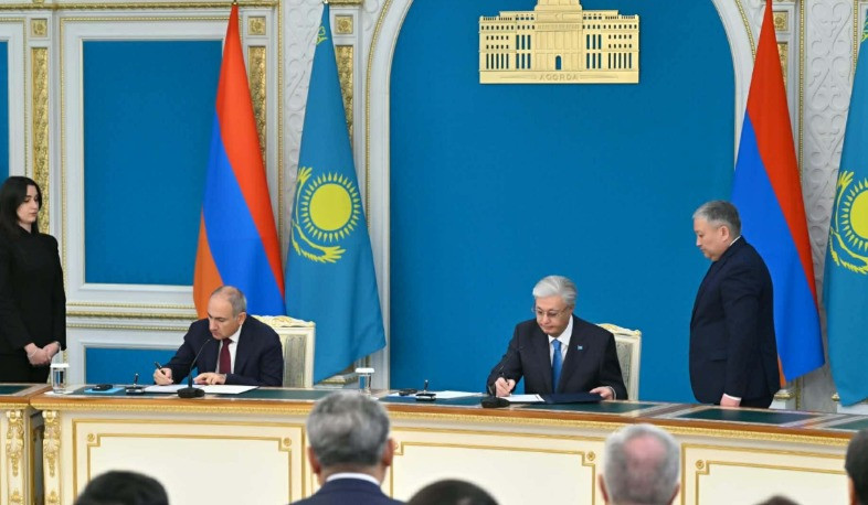 Сегодня мы подпишем исторический документ о выводе отношений между нашими странами на стратегический уровень: Токаев на встрече с Пашиняном