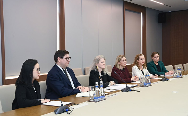 ԱՄՆ պետքարտուղարի քաղաքական հարցերով տեղակալ Էլիսոն Հուքերը Բաքվում անդրադարձել է Հայաստան-Ադրբեջան կարգավորման գործընթացին