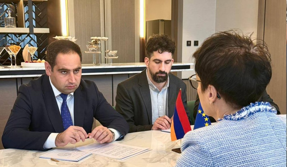 Դավիթ Խուդաթյանը և Մարթա Կոսը քննարկել են Հայաստանի ենթակառուցվածքային ծրագրերում ԵՄ-ի առավել ակտիվ ներգրավվածությանն առնչվող հարցեր