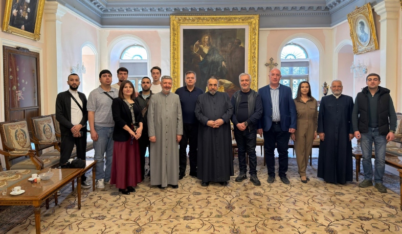 Անդրանիկ Քոչարյանը և փոխնախարար Արման Սարգսյանը վիրավոր զինծառայողների հետ մեկնել են Երուսաղեմ