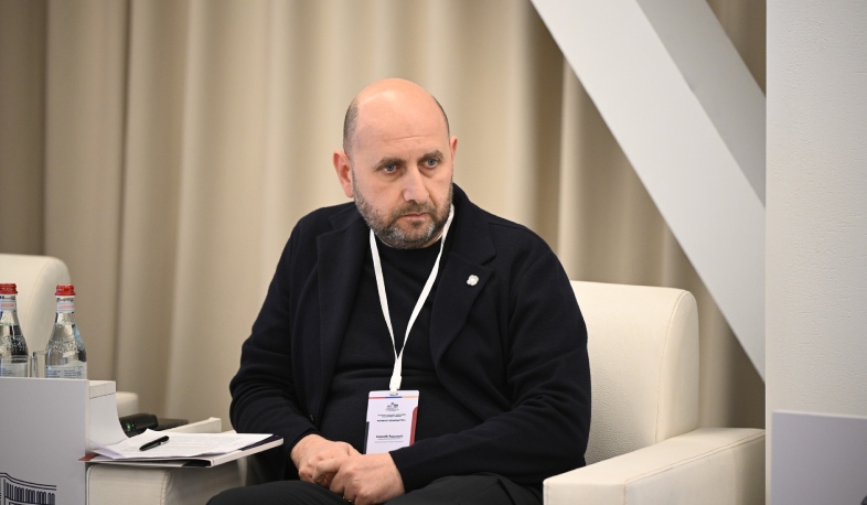 ԿԲ նախագահը Ջերմուկում խոսել է կապիտալի շուկայի ընդհանուր զարգացումների և ապագա մարտահրավերները հաղթահարելու ուղիների մասին