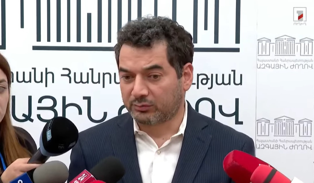 Մի քիչ դադար վերցնեմ ակտիվ քաղաքականությունից. Հրաչյա Հակոբյանը՝ խորհրդարանական ընտրություններում չառաջադրվելու մասին