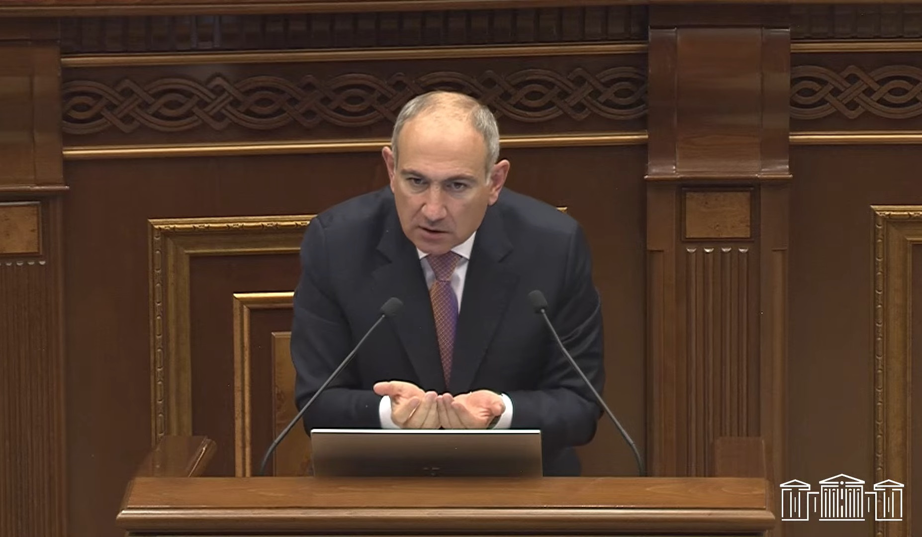 63 տարեկանը փոքր և միջին բիզնես սկսելու լավագույն տարիքն է. Փաշինյանը հանձնարարական է տվել ԱՍՀ նախարարին