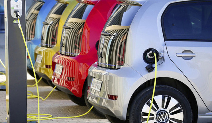 Ֆիզիկական անձինք սպառել են էլեկտրոմոբիլի ներմուծման իրենց քվոտան, իրավաբանական անձինք՝ ոչ. ինչ որոշում է կայացվել