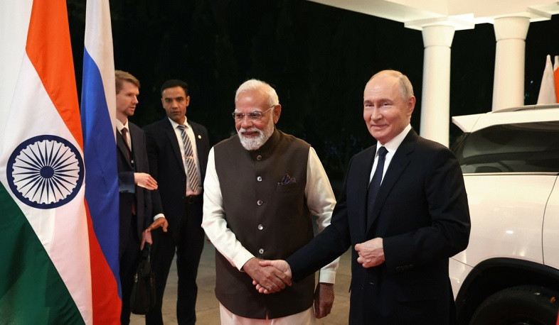 Putin and Modi discuss trade, peace in New Delhi summit