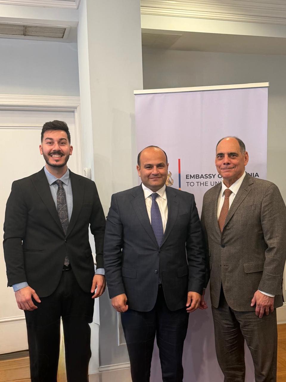 Դեսպան Նարեկ Մկրտչյանն ու Ջեյմս Կարաֆանոյը քննարկել են Heritage հիմնադրամի հետ համատեղ  ծրագրերի հնարավորությունները