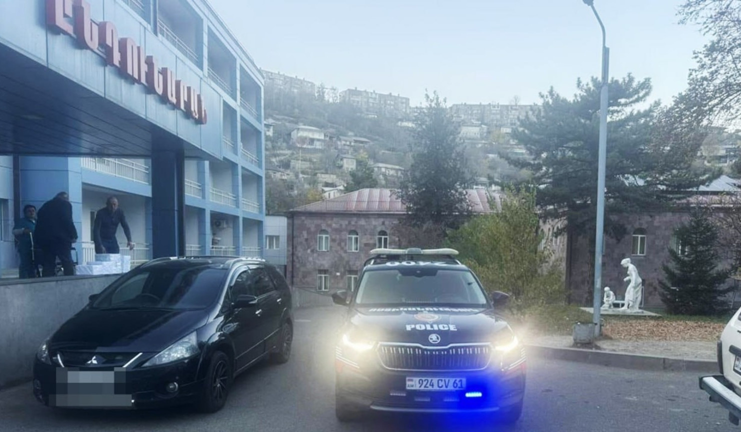 Սյունիքի պարեկներն ու բժիշկները փրկել են անգիտակից վիճակում գտնվող 2-ամյա երեխայի կյանքը