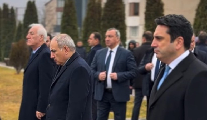 Վարչապետը հարգանքի տուրք է մատուցել 1988-ի դեկտեմբերի 7-ի երկրաշարժի զոհերի հիշատակին