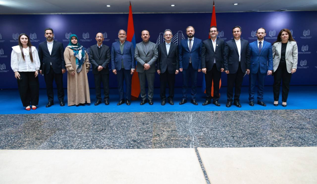 Հայաստանն ու Իրանը զբոսաշրջության ոլորտում ունեն կայուն զարգացող դինամիկա. Պապոյան