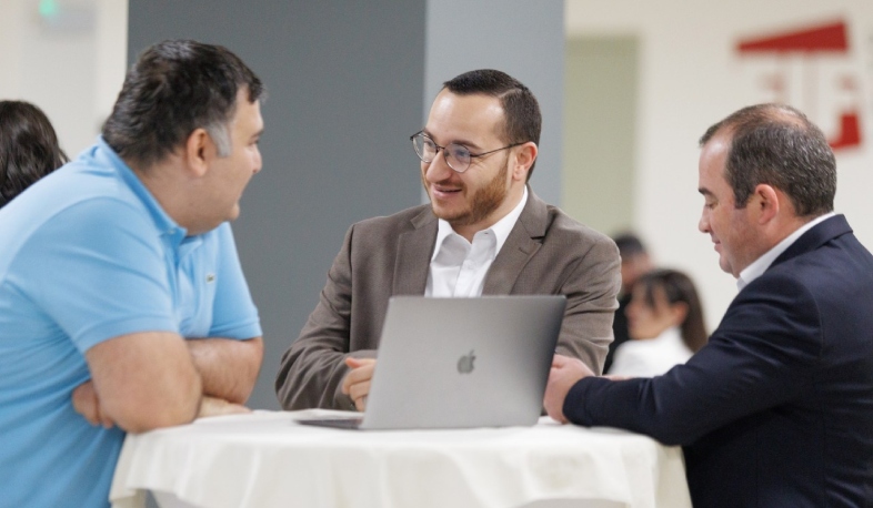 Մխիթար Հայրապետյանը հանդիպել է LinkedIn-ի հայաստանյան համայնքի ներկայացուցիչներին