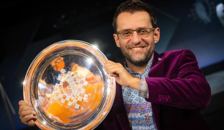 Լևոն Արոնյանը հաղթել է Մագնուս Կարլսենին ու դարձել Ֆիշերի արագ շախմատի մրցաշարի հաղթող