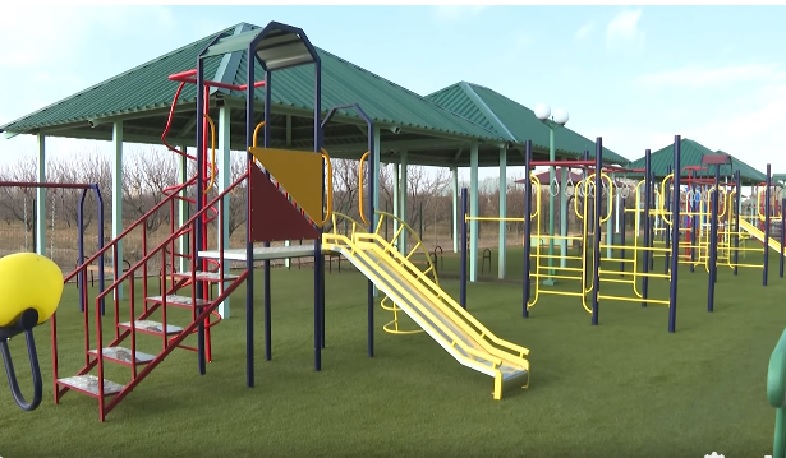 Վարչապետը այցելել է Արմավիր համայնքի Նորավան բնակավայրի նորակառույց մսուր-մանկապարտեզ