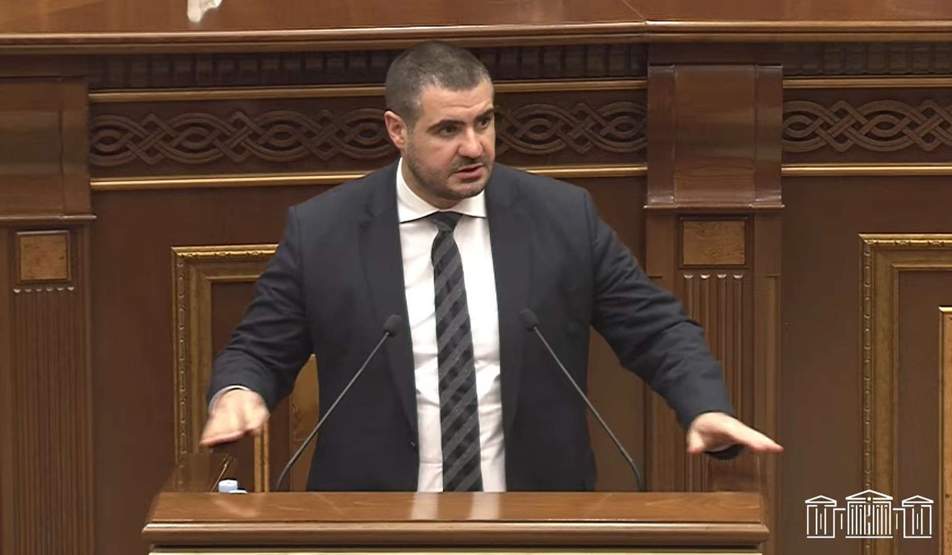 Ոչ բոլոր ծնողներն են, որ գումարը ծախսում են նպատակային՝ երեխայի կարիքների համար. Եղոյանը՝ ծնունդով պայմանավորված աջակցության մասին