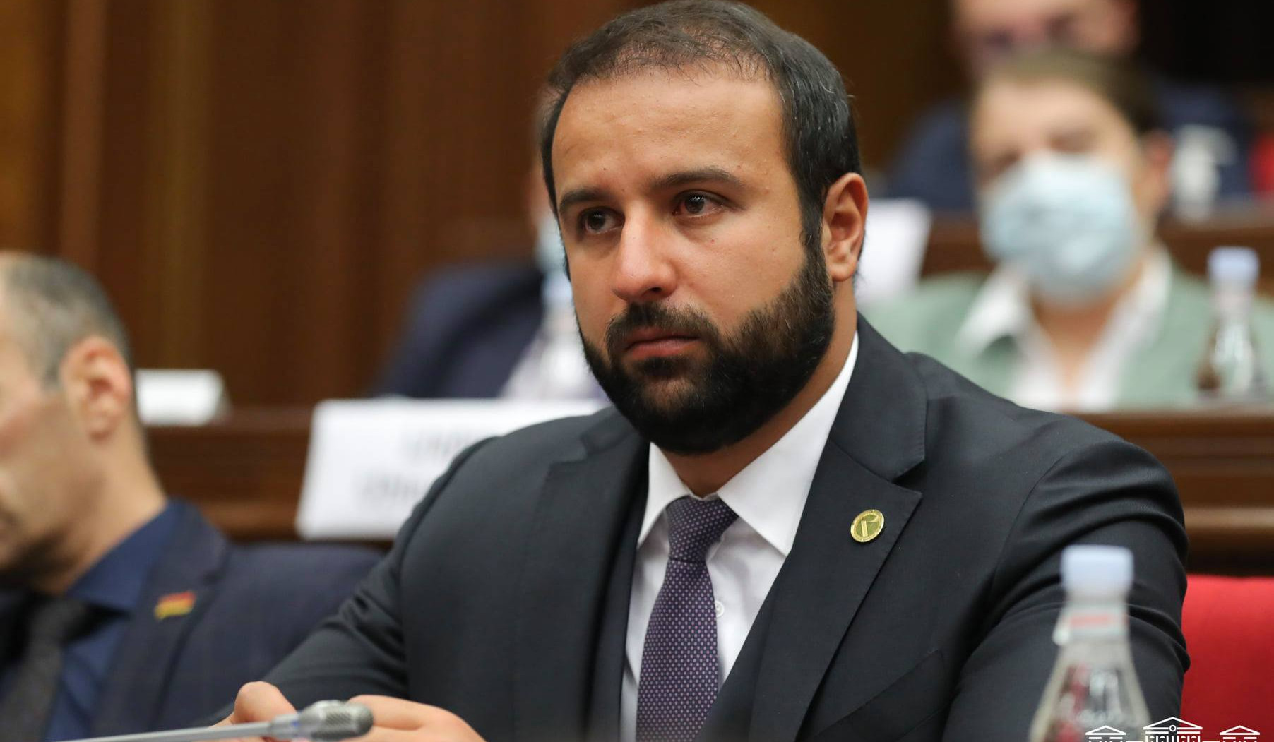 Ես ունեմ երկու ճանապարհ. Հայկ Սարգսյանը՝ ՔՊ կուսակցության վարչության որոշման մասին