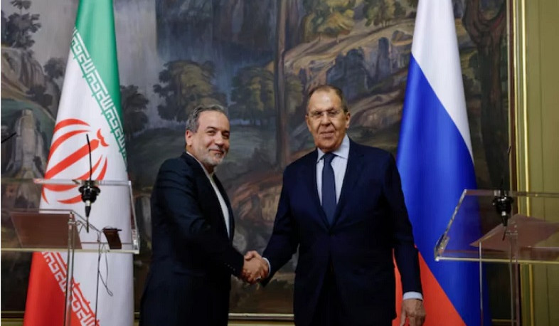 Iran will not give up its legitimate right to develop nuclear energy for peaceful purposes: Araghchi