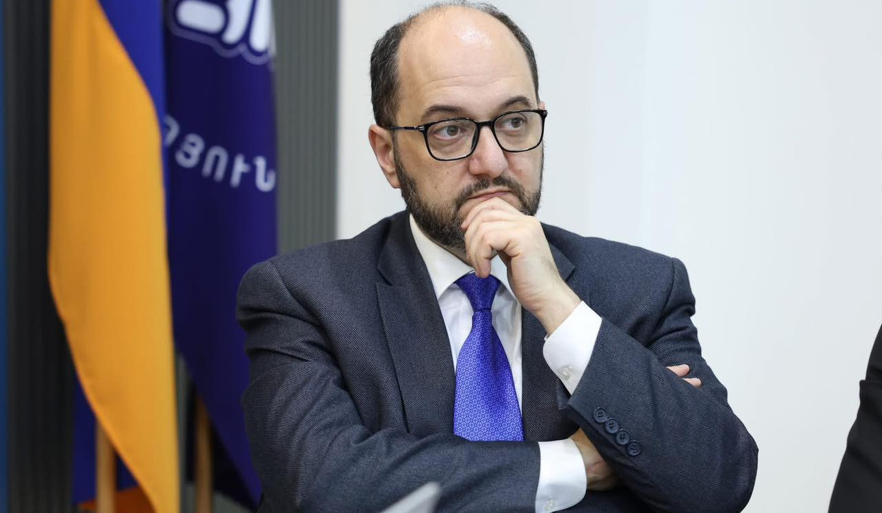 Այսօր առաքելություն ունեն փրկելու Կտրիճ Ներսիսյանին, բայց անունը դնում են, որ փրկում են Եկեղեցին. Հարությունյանը՝ Սաղաթելյանի, Կարապետյանի, Քոչարյանի մասին